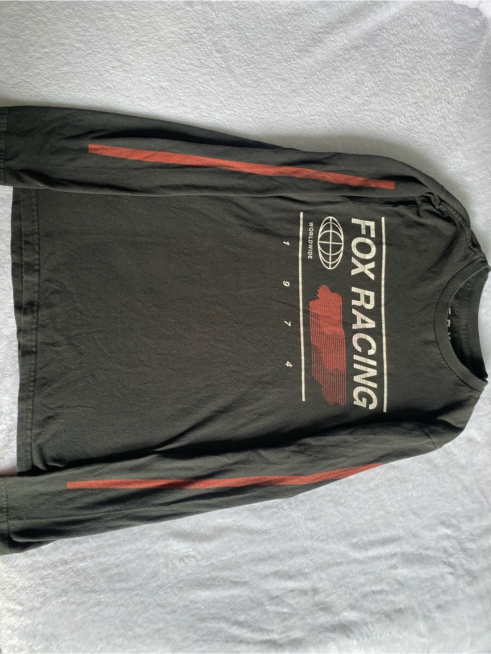 Fox women Black Long Sleeve Graphic Tee - Red Accents